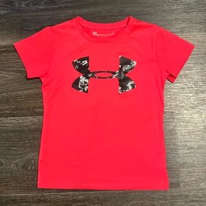 🔷3/$18🔷 Under Armour athletic tee